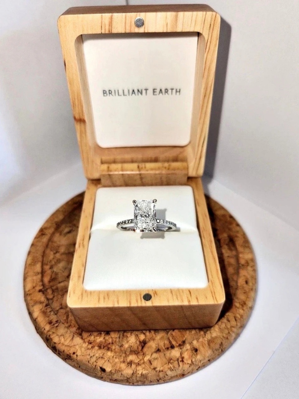 Brilliant Earth 2.91ct Lab-Grown
Diamond Engagement Ring, Size 7.5
Platinum Ring
